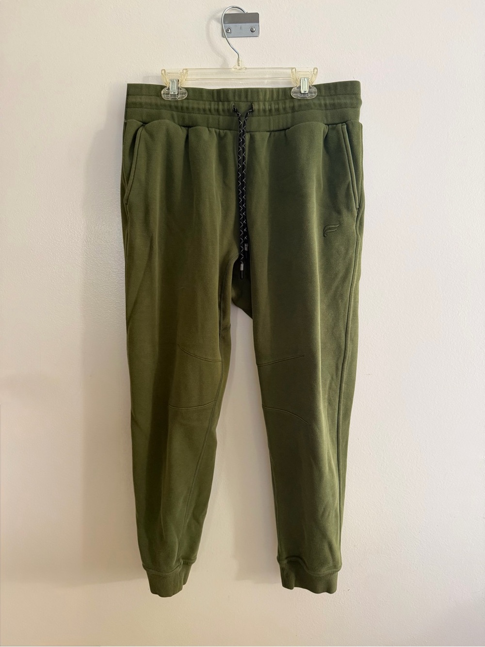 Fabletics Men's Olive Green Jogger Sweatpants